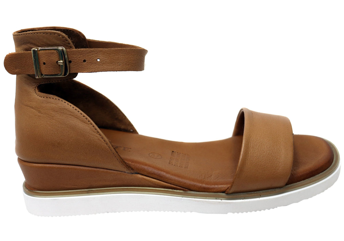 Orizonte Charmchase Womens Comfortable European Leather Wedge Sandals