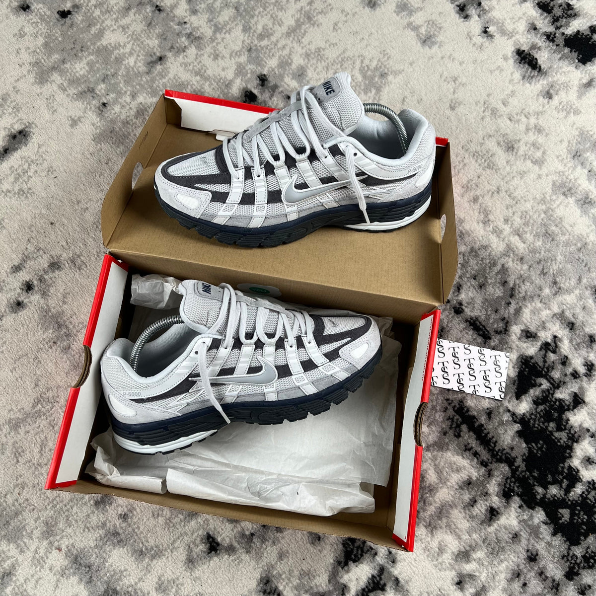 NIKE P-6000 - PHOTON DUST